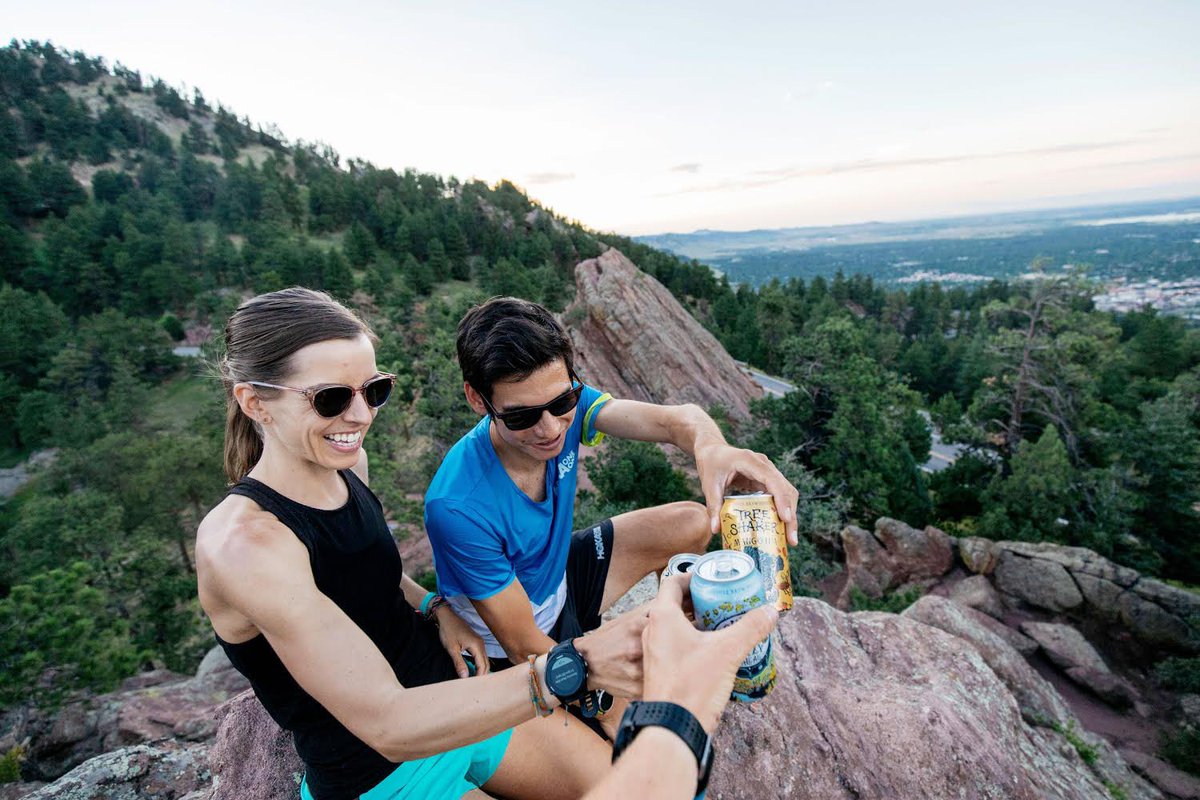 Higher_Running's tweet photo. Cheers to the start of the weekend! We've got some adventures on the horizon -- what will you be exploring?!

📸: Luke Webster

#sagerunning #athleteempowerment #anysurfaceanydistance https://t.co/yxKOeavwNA