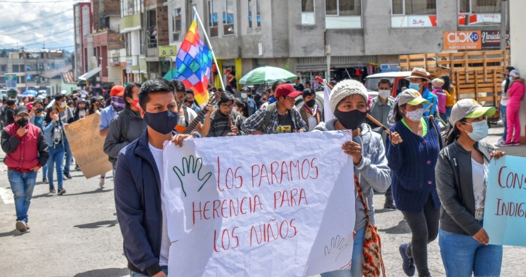 RNJAnarino's tweet photo. La Red Jóvenes de Ambiente Nodo Nariño en conjunto con otras organizaciones y comunidad en general el día de hoy estuvo presente en la Gran Movilización por los Páramos, con el fin de manifestarnos por la gran problemática que se ha venido suscitando en estos ecosistemas https://t.co/9LIfinOKla