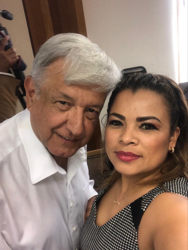 No quiero terminar el día sin externar mis felicitaciones a un gran líder, ejemplo de lucha y trabajo, mis más sinceras y respetuosas felicitaciones a nuestro presidente <a href="/lopezobrador_/">Andrés Manuel</a>  🇲🇽.

Un fraternal abrazo presidente. 
¡Enhorabuena!