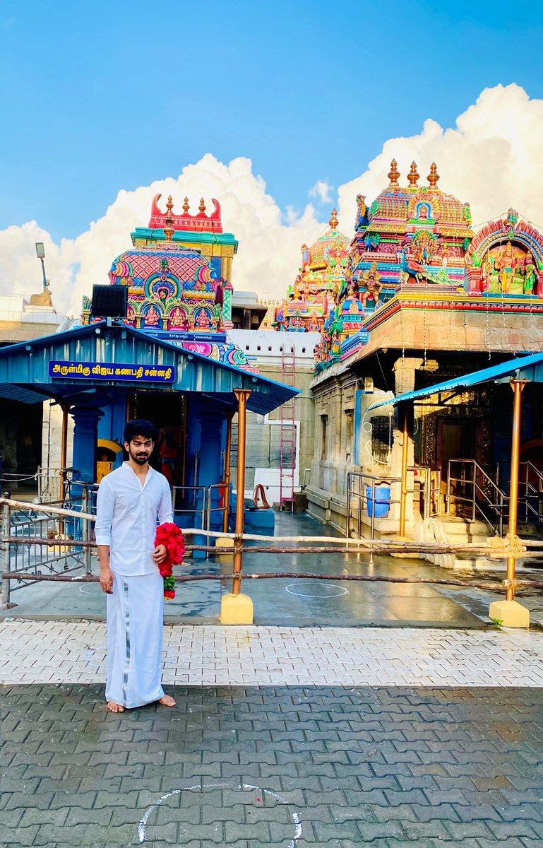 MahatOfficial's tweet photo. Happy Diwali 🪔🙏🏻

#omnamahshivaya 
#Eeswaran https://t.co/dK00nh859S