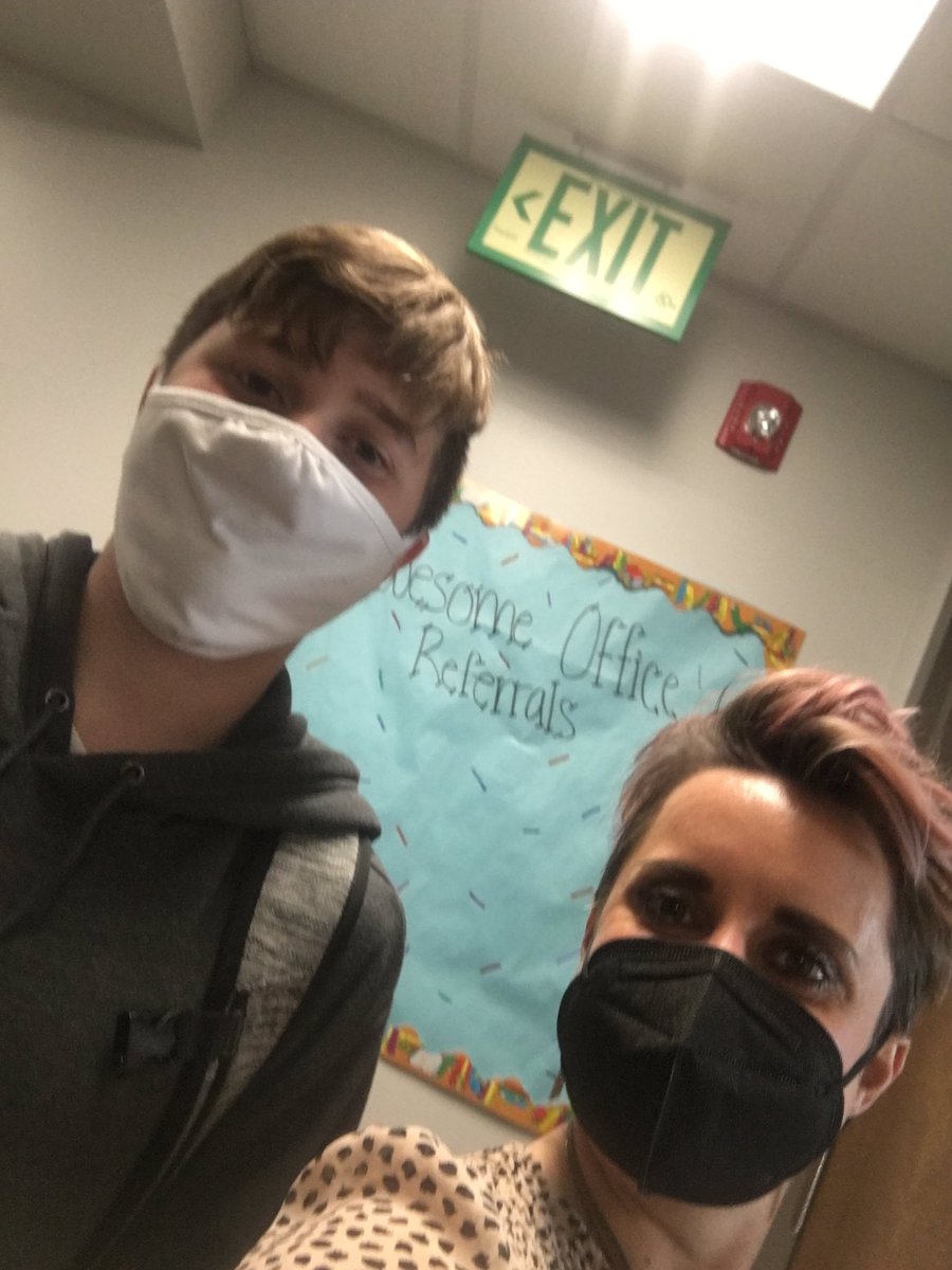 rpemshuskies's tweet photo. 3 of 3: Proud to show off this week’s EMS Awesome Office Referrals! #huskypackpride https://t.co/VD62E5EXgE