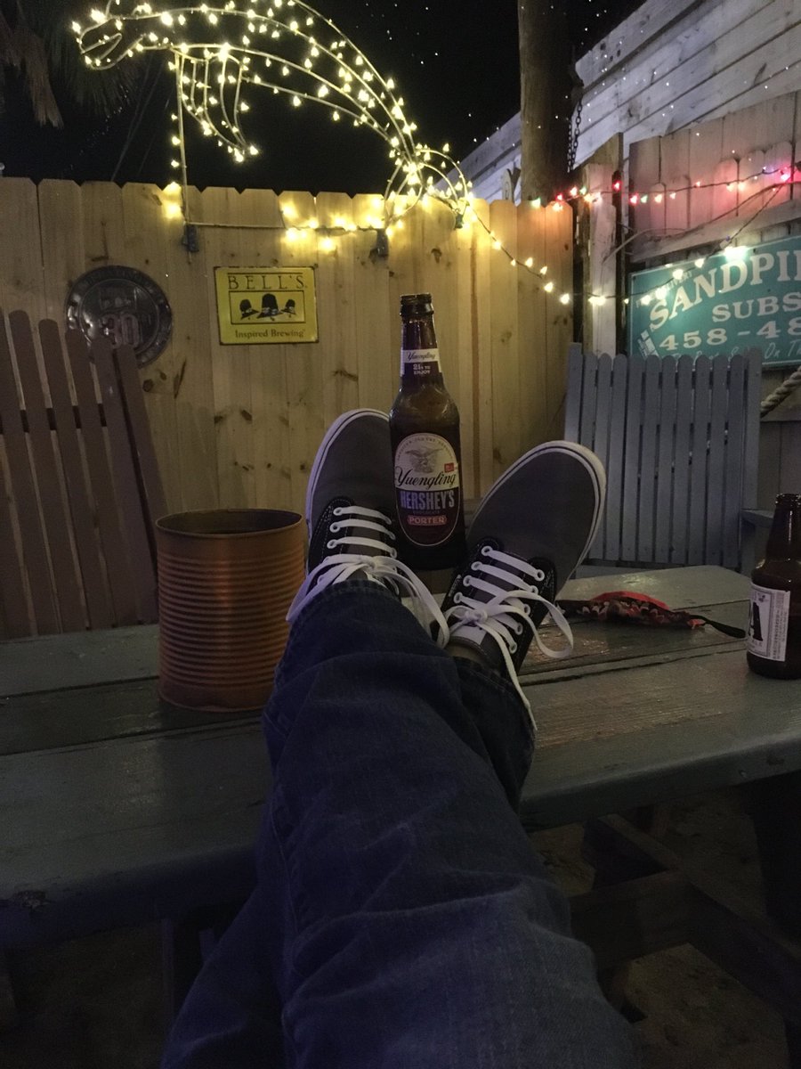 wsanders87's tweet photo. Great Friday night! https://t.co/kUu03lBV84