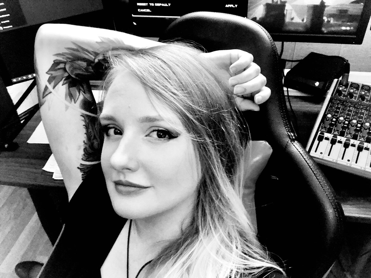NikkiNocturna's tweet photo. Wyd? It’s Friday the 13th! I’m bringing the weird willies by continuing #Observer by @BlooberTeam this evening (&amp; you bet we’re taking that mini game super seriously too).
Let’s play...
https://t.co/br80yoix3w https://t.co/kkuBpo77Xs