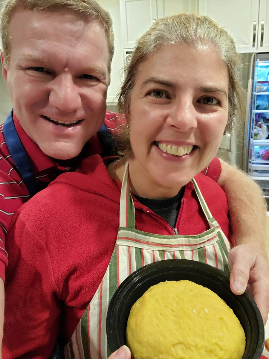 MonocleMan1's tweet photo. #TRIIT @SarahHeer1 and I did a cooking class with @tritonalumni tonight, made fresh pasta from scratch and butternut squash/spinach combo. Part 2 coming tomorrow night - dough has to rest! The chef instructors were amazing! https://t.co/lbUxFltbN7