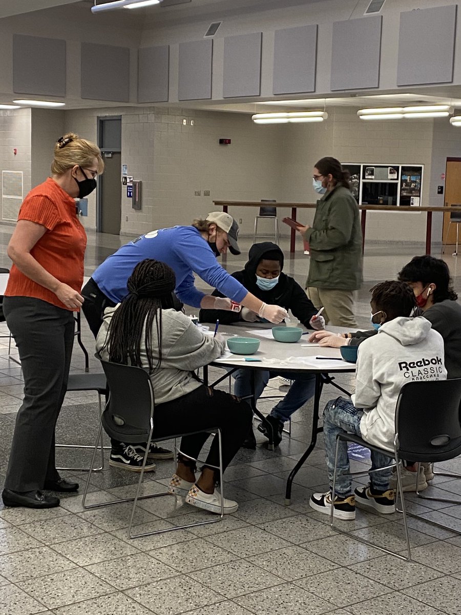 Enjoyed watching young entrepreneurs engaged in product development ⁦w/ Mrs. Hackman <a href="/Westside_A5/">Westside High School</a>⁩ #CATE