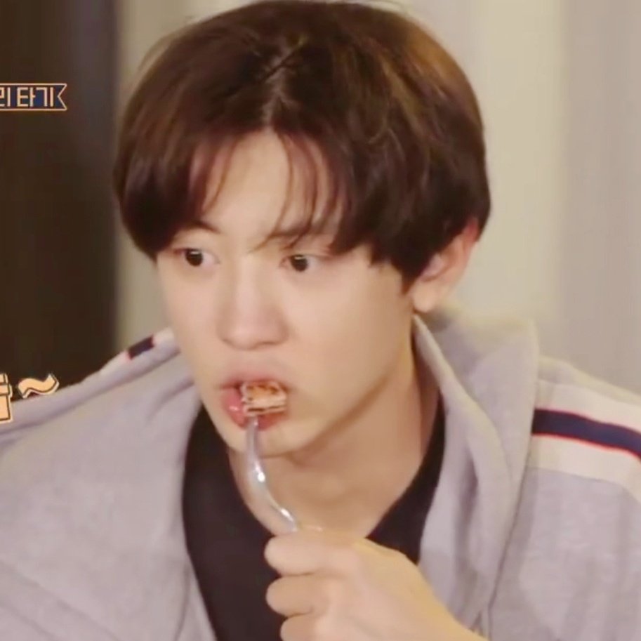 ૮₍ • ᴥ • ₎ა