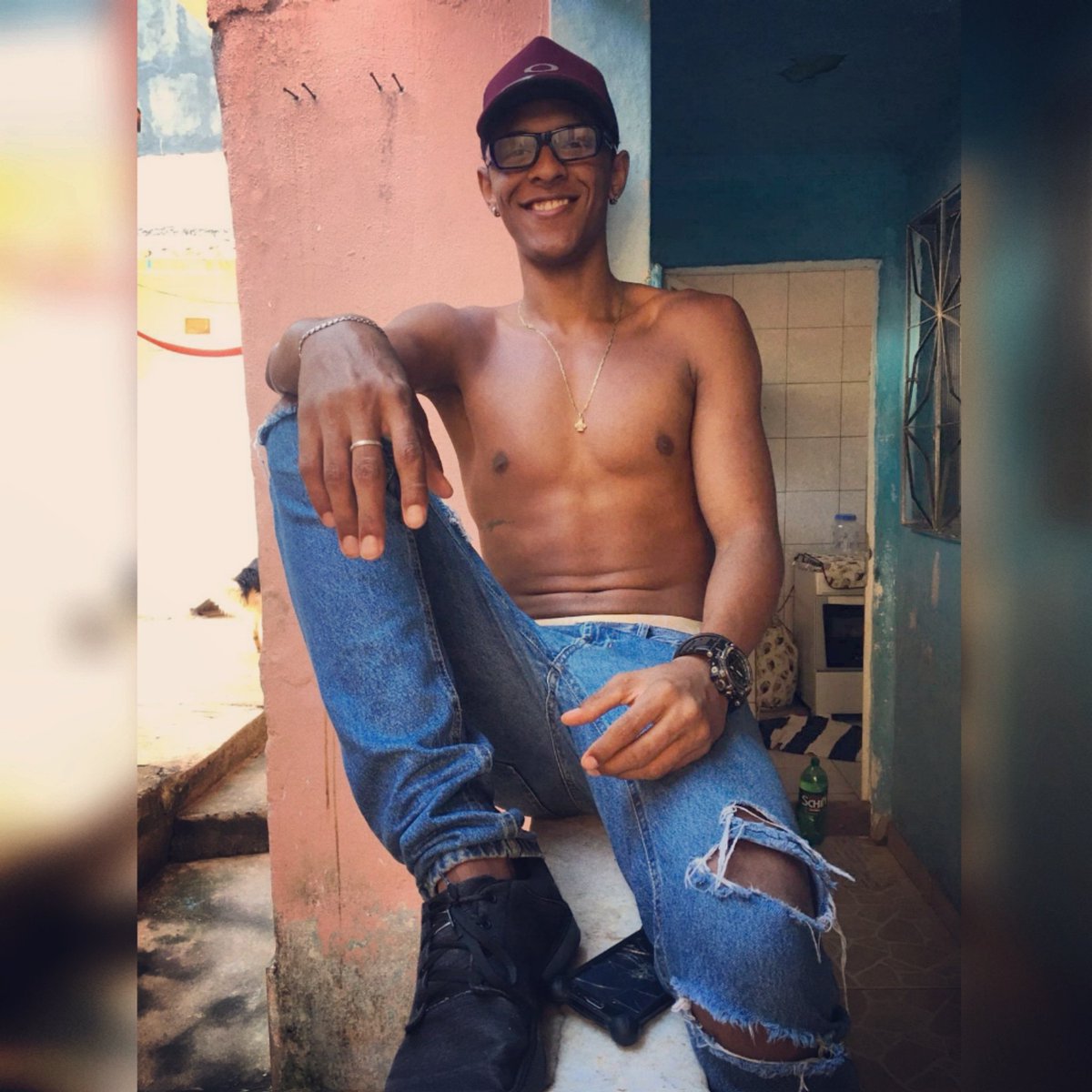Jotamito's tweet photo. 😎✌ https://t.co/xxQqqH2fbJ