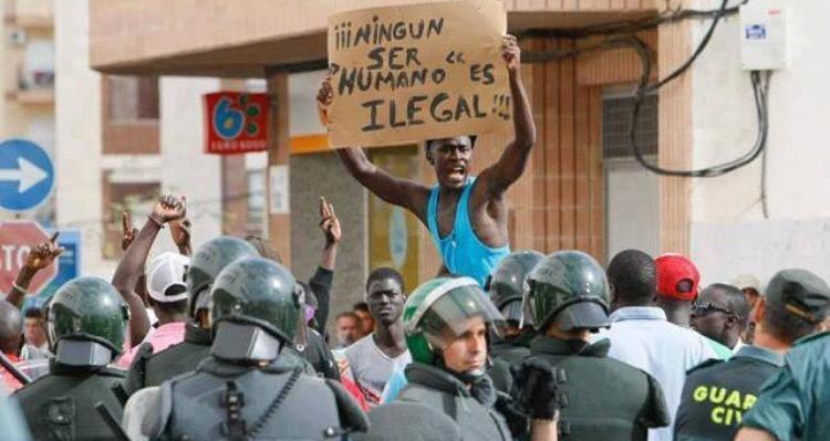 Ningún ser humano es ilegal.