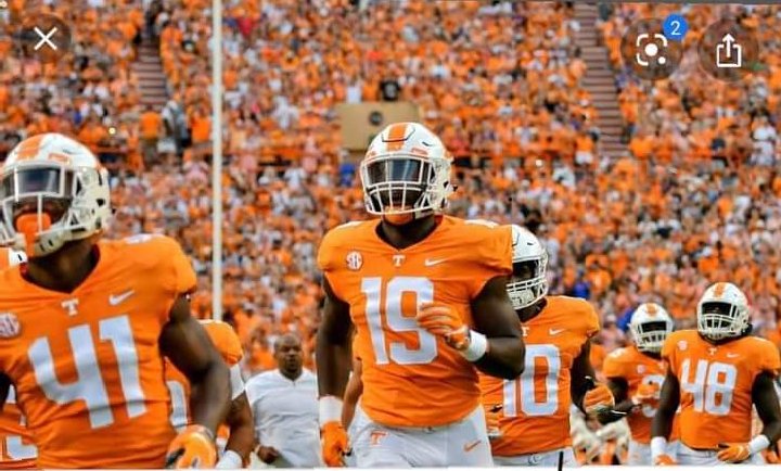 EjLightsey8's tweet photo. Beyond Blessed to receive an offer from the University of Tennessee 🙏🏾!!
#GoVols 🧡
@RecruitGeorgia @247Sports 
@shelton_felton https://t.co/yzqj3tQow2