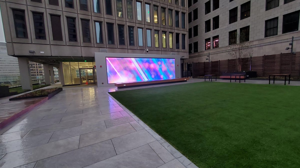 LoudounSmallBiz's tweet image. @Avitecture has been in business for 40 years 🙌👏 This #LoudounPossible cutting edge technology solutions company continues to sharpen their focus by creating temperature scanning kiosks to make entire business campuses safer. See more here: bit.ly/38I496K