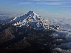 6/n OK so what happens at altitude? Lets climb Oregon's Mt Hood! 11,250 ft were the inspired O2 is 65% of sea-level