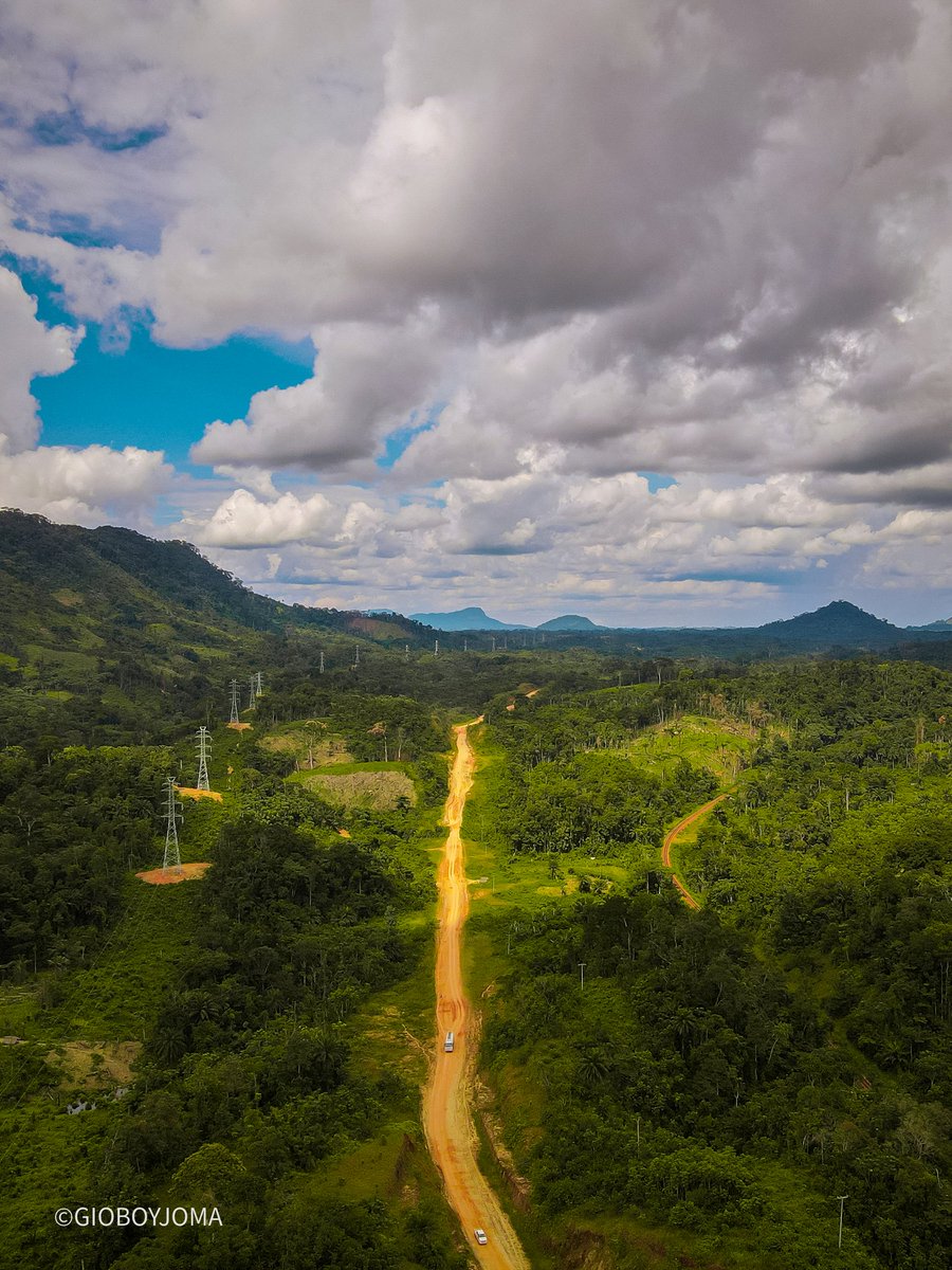 gioboyjoma's tweet photo. The road less travelled is the road to adventure.🇱🇷
#dji #nature #liberia #djimavicair2 #libpositives #visitliberia #jostravel #ironore  #nature #travelling #africa #westafrica #forest #travelafrica #travelafrique #awaytoafrica #thebrightcontinent #cnnafrica #forafricans https://t.co/ABsieK33KZ