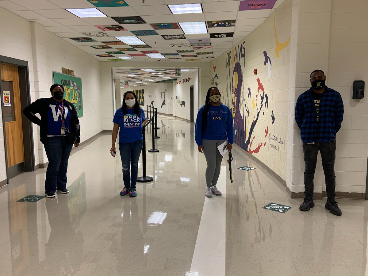 Armstrong_BCMS's tweet photo. #PanthersGoBlue #oneasouthfulton https://t.co/cxl9XTV61l