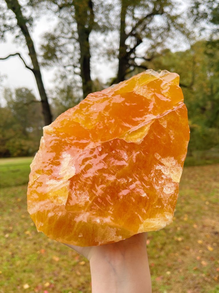artbyjacstudio's tweet photo. 🌞🍂 Autumn Giveaway 🍂🌞

To enter:
• follow me
• RT this tweet 
• tag a friend

Extra: each new comment with a new tag qualifies as one additional entry

Winner receives this giant 7lb 11oz Orange Calcite chunk 🍊

🌞 Ends 10/19 🌞 https://t.co/lzVH2ZceXV