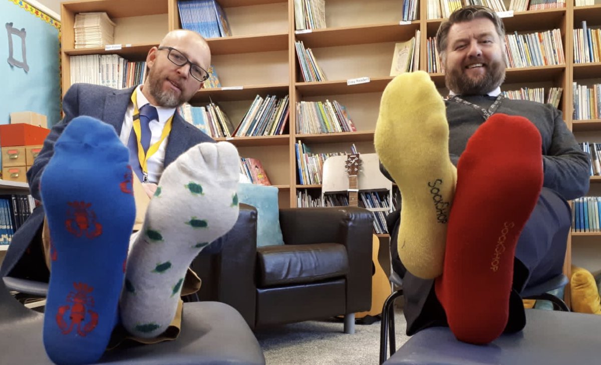 stpaulsps's tweet photo. Who said principals and vice-principals never get a chance to put their feet up!? 👀 Mr. Blackery and Mr. Fleming didn’t get dressed in the dark this morning! They are wearing odd socks to remind us that we will mark the start of anti-bullying week with ‘Odd Socks Day’ on Monday! https://t.co/RjjdmOohH3