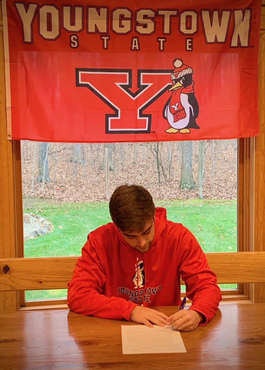 MasonSteph1's tweet image. I am excited to announce my commitment to further my academic and athletic career at Youngstown State University. Thank you to everyone who has supported me through the years. #GoGuins 🐧