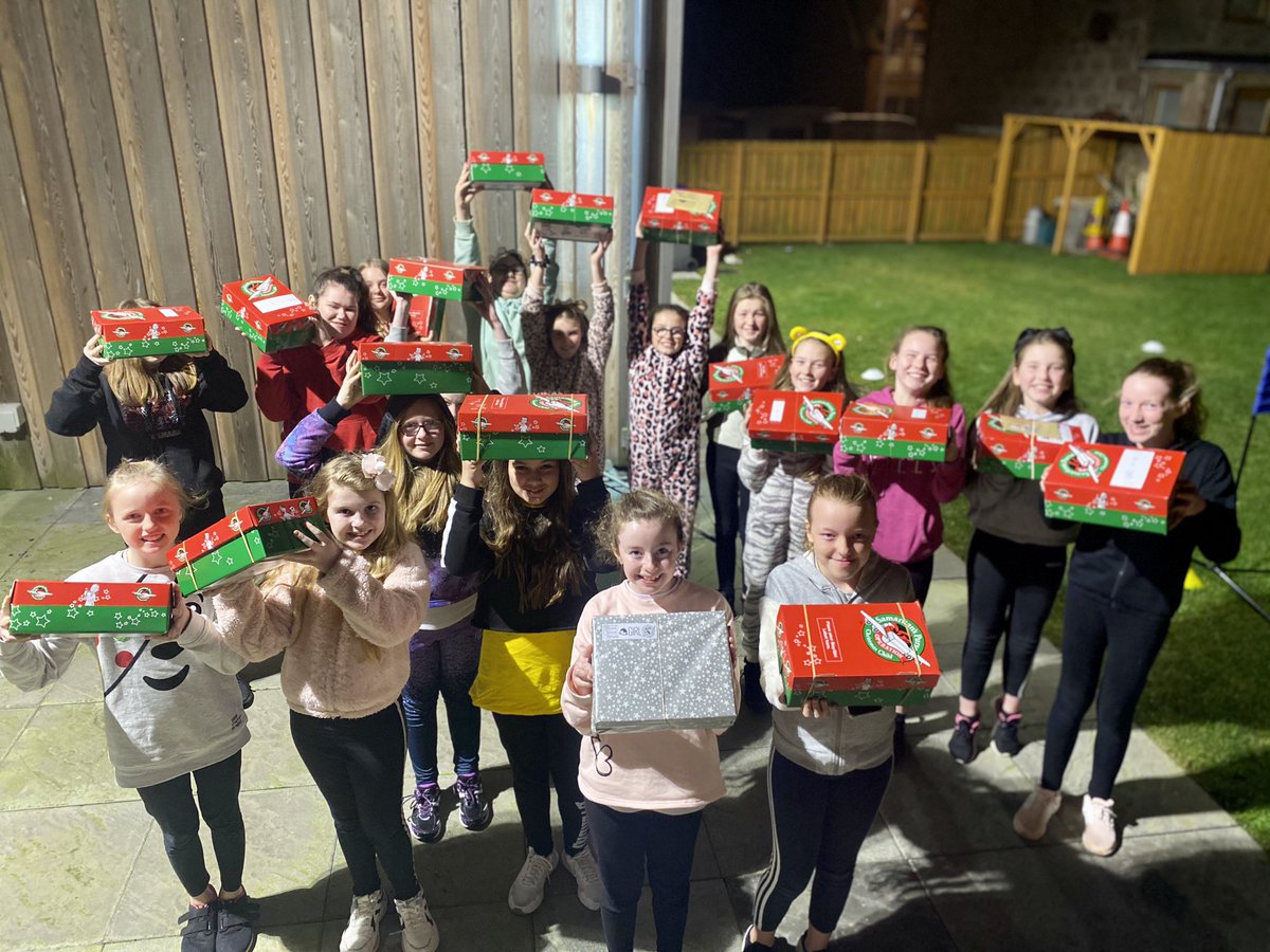 ruthBoA's tweet photo. Peterhead Baptist Connect Youth packing over 30 shoeboxes for children across the world. Bringing hope with eternal consequences. @OCC_shoeboxes #ipackshoeboxes https://t.co/IVqXeLsWt4