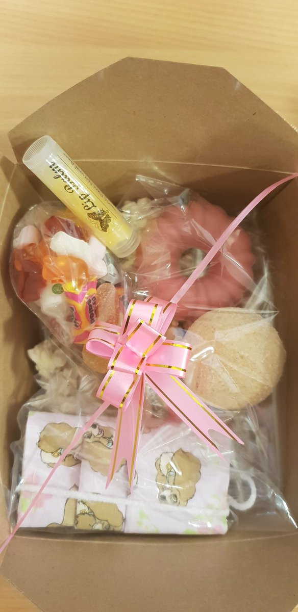Princetrustfife's tweet photo. And another lot of treat boxes! Team 71 your awesome
@HubStudent @fifeprincipal @HawkerIain @fifecollege @VPFifeCollege @PrincesTrustSco @jrelliott70 @johnblakey @SDSFife https://t.co/ycnAIdzqZ3