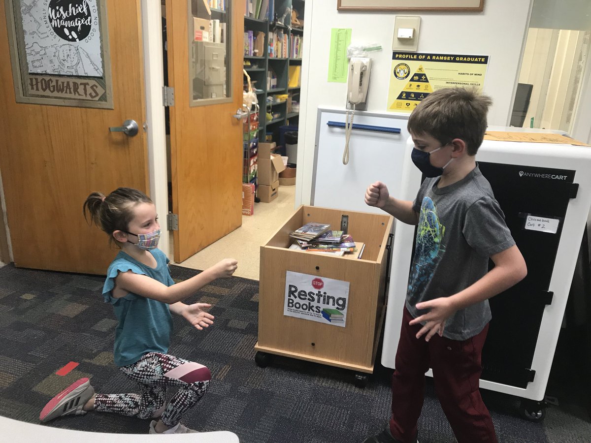 HubbardReads's tweet photo. A friendly, distant 🤜🖐✌️  is a fun and fair way to settle a group decision! To 🎉  the end of ⁦@RyanT_Higgins⁩ study, some 
Ss chose to make a mini silent film reenacting a book! Winner got to be Penelope! 🦖  ⁦@krostko⁩ ⁦@Hubbard_School⁩ https://t.co/QyV69QeKbc