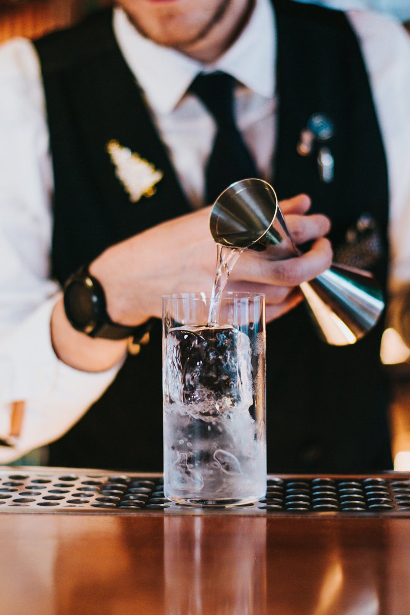 𝕄𝕒𝕛𝕠𝕣 𝔾&amp;𝕋❓ 𝗶𝘁'𝘀 𝗮𝗹𝘄𝗮𝘆𝘀 𝗮 𝗴𝗼𝗼𝗱 𝗶𝗱𝗲𝗮 😉

#majorgin #gintonic #gintonictime