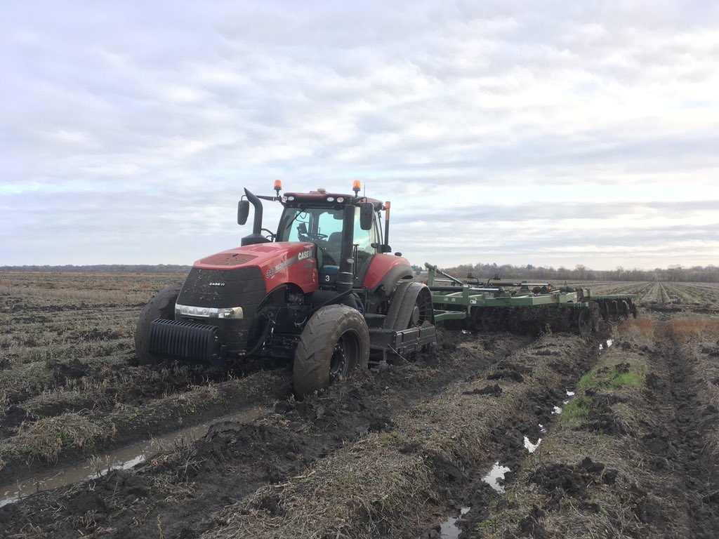 Engineer_Farmer's tweet photo. Well, I sent it... #OverAmbitious #Stuck #TypicalFriday https://t.co/S01xuN22x1