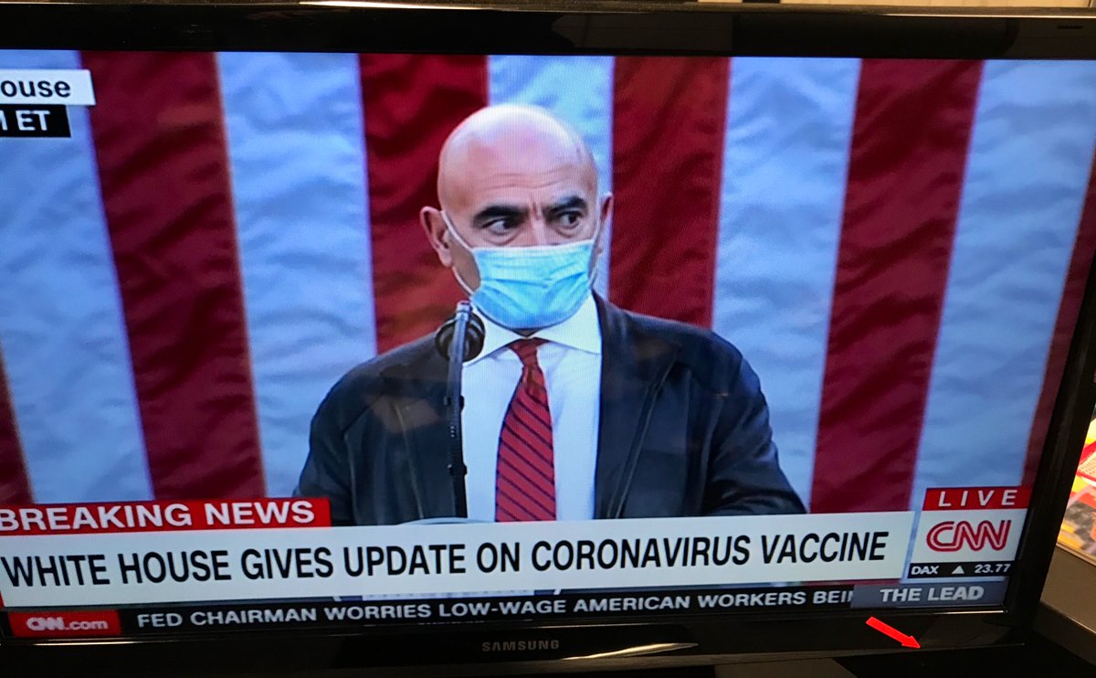 honegger's tweet image. Als hätte unser @alain_berset nicht schon genug zu tun. Muss jetzt auch noch #Trump‘s Covid-Kommentare erklären. #busyman