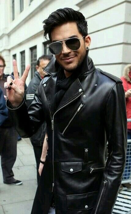 Adam Lambert as snails, a thread