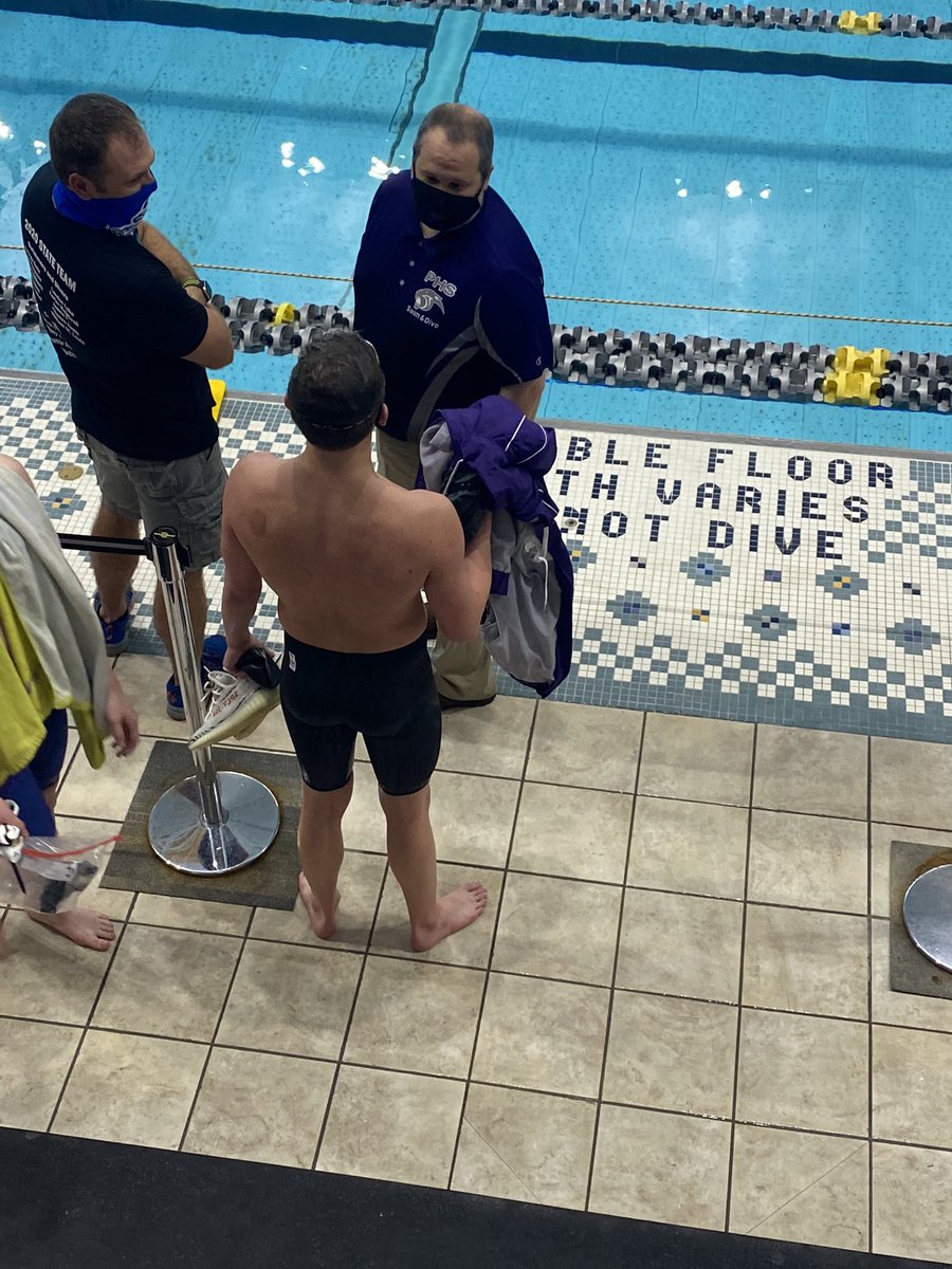 phsouthswimdive's tweet photo. Derek Long finishes 13th overall in the 200 freestyle #southswim #2020state #class2 https://t.co/Xy9wyWkXix