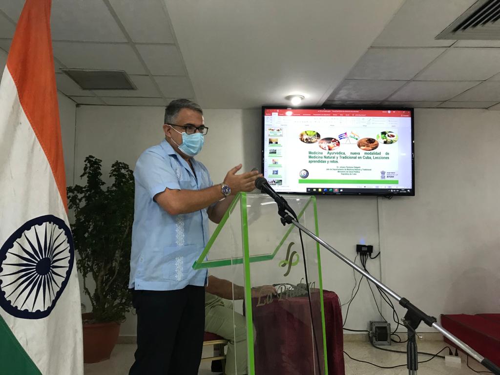 EOIHavana's tweet photo. Dr Johann Perdomo, National Dir @MINSAPCuba  recalled how the Ayurveda center in #Havana came up after a meeting b/w MOS @shripadynaik  &amp; Vice PM @DrRobertoMOjeda  in 2017, leading to MOU on cooperation in the field of #AYUSH during Hon'ble Rashtrapti Ji's  visit to Cuba in 2018 https://t.co/S4N3YBsEtB