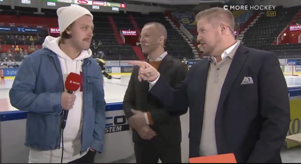 LarsLindberg10's tweet image. Ja jävlar vilken kväll. Inte vilken fre som helst när man kan slänga in trean i NHL:s poängliga i en hockeyallsvensk studio &amp;amp; få honom att köra intervjun inför 2:a. Vilken stjärna, David Pastrnak! ⭐️ 
Den här sändningen lär man minnas ett tag. Teamwork @Dynamofi, @mikehelber16