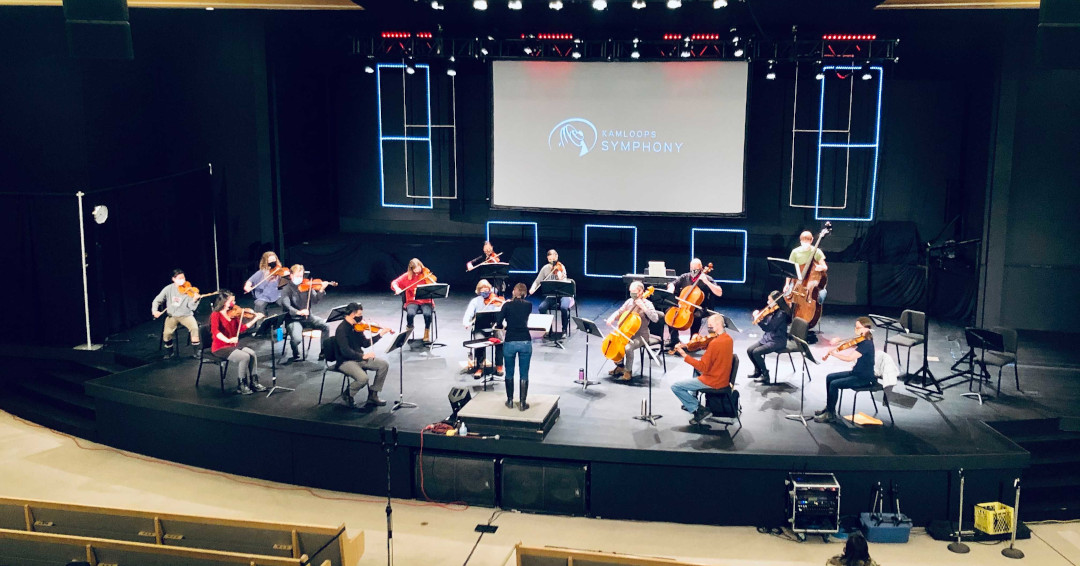 KamSymphony's tweet photo. Musicians are hard at work in rehearsal for Solemn Contemplation. We have a change of scenery for this concert experience.
#Kamloops #KamloopsSymphony #rehearsal #ClassicalMusic #strings #violin #viola #cello #bass https://t.co/1rDXeUaE4X