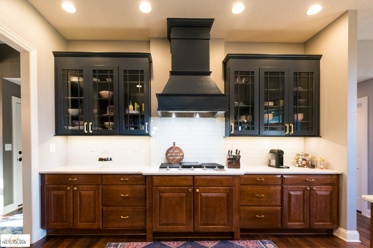NewLeafRemodel's tweet photo. We love before and after photos! They really show how even a few updates can change a room! 
#kitchendesign https://t.co/WtD8u8MT12
