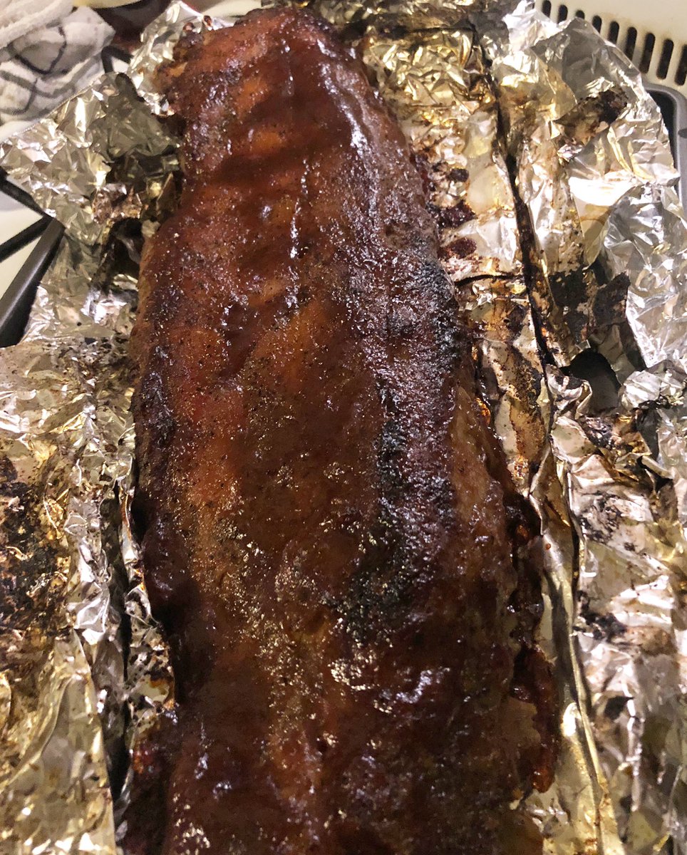 Bleutopia7North's tweet photo. Beautifully dressed ribs to order!! 🤤
Made with our own Bleutopia BBQ sauce! 
.
.
#bbq #lowellfoodie #bbqlife #meat #grilling #ribs #mancave #porkbelly #bacon #pig #bbqlovers #bostonbbq #pulledpork #pulledporksandwich https://t.co/QGpNJt0z0R