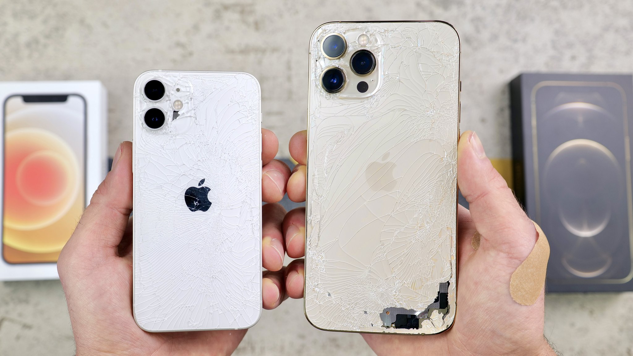 Everythingapplepro Sur Twitter Iphone 12 Mini Vs 12 Pro Max Drop Test Does Size Affect Ceramic Shield Durability T Co Musjihsvkq