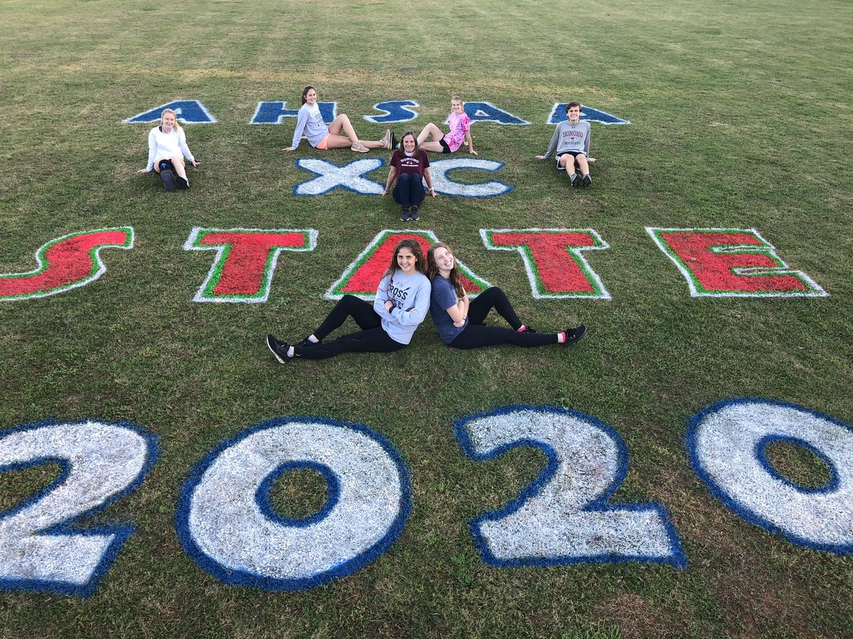 Falcons__AD's tweet photo. Cross Country getting locked in for tomorrow’s meet! #TalonsOut https://t.co/bFwzF0TEYB