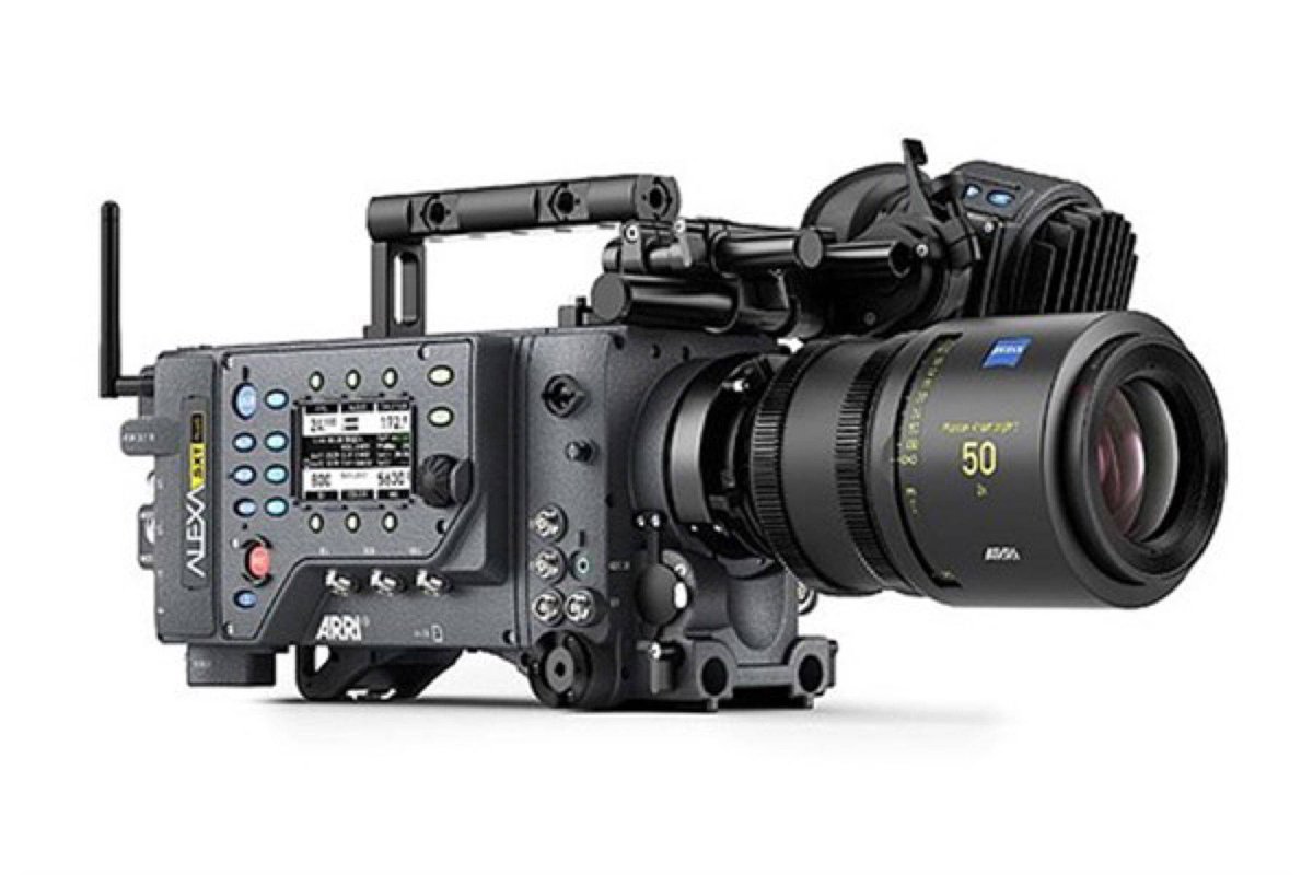 tec_cinema's tweet photo. چهار دوربین برتر سینمایی از نظر آکادمی اسکار در سال 2017 

۱- ARRI Alexa 
۲- Red Epic
۳- Sony F65 CineAlta
۴- Panavision Genesis https://t.co/0vvBR8MxD6