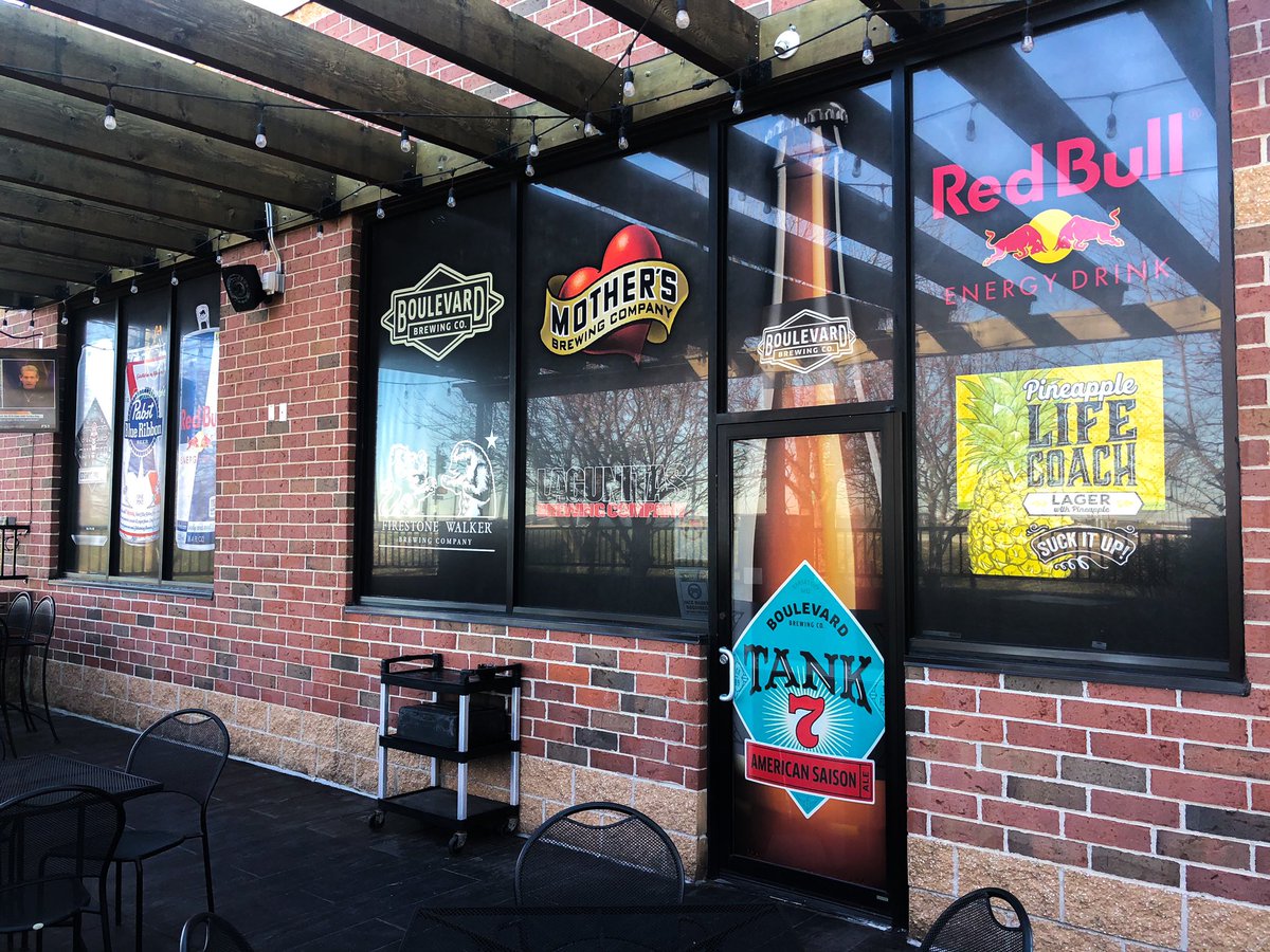 csbev's tweet photo. The view on the patio at @JohnnysTaverns in Olathe is looking refreshing! Cheers to the new look! #TeamCSBevInstall https://t.co/uKqVb84OlO