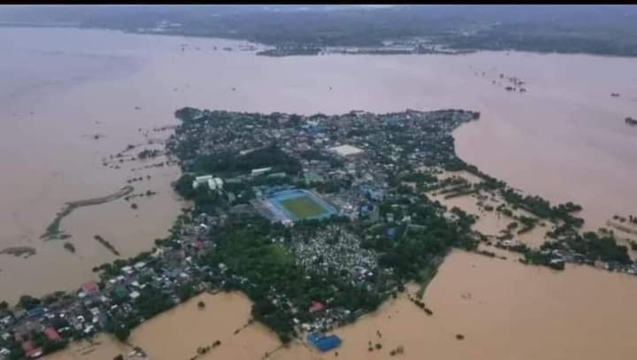 LhynlAeriShoppe's tweet photo. THIS IS NOT KPOP RELATED, BUT WE NEED TO USE THIS PLATFORM TO SPEAK FOR THEM !! CAGAYAN NEEDS HELP !! TUGUEGARAO NEEDS HELP !! ISABELA NEEDS HELP !!
#RescueTuguegaraoCity
#CagayanNeedsHelpPo #SavePH
@MovePH @pnppio https://t.co/RZ7bASsB9P