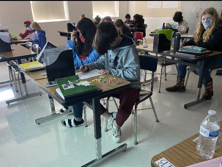 WMSTrailblazers's tweet photo. Learning ratios by counting Fruit Loops! @ShelbyWMS https://t.co/R2Sd7XyVGV