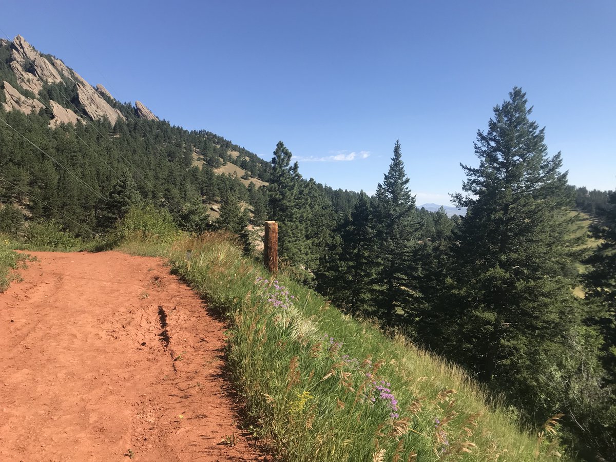 WoessnerKathryn's tweet photo. More old hiking pictures I found. https://t.co/NnBtlfhhVX