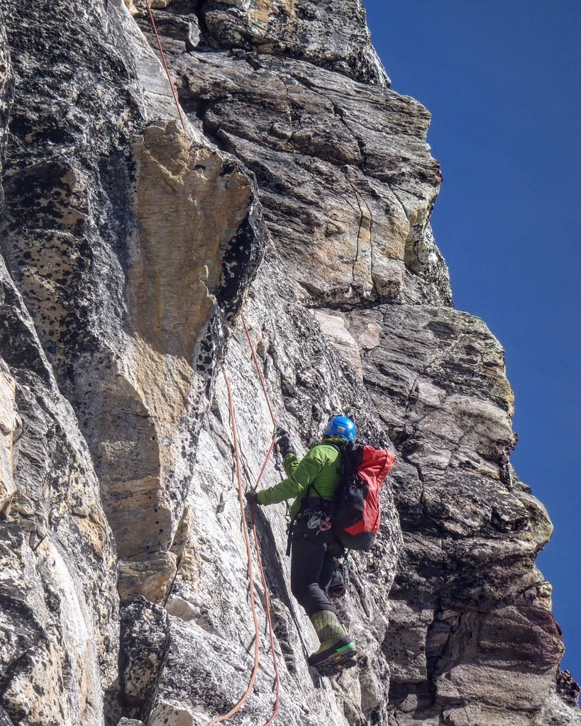 MountainZac's tweet photo. Much of the focus of #Nepal's post monsoon climbing season is currently on #amadablam - one of the worlds most striking and iconic mountains - and a brilliant climb on fixed lines #StuPeacock jugging the crux #yellowtower on a load carry to camp 2
.
.
.
… https://t.co/F7Lyk8uLBq https://t.co/R0fVYCZBqW