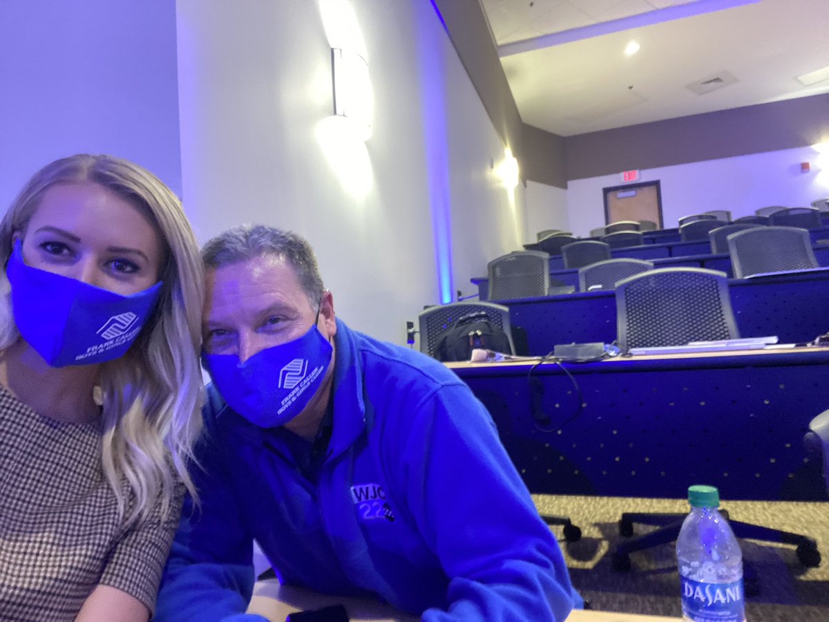 RileyNimmer's tweet photo. We’re LIVE at the Savannah @BGCA_Clubs telethon! Join me on @WJCLNews to learn more about the cause. You can donate by calling 833-559-1747! Help us reach our goal of $50,000 🌟 https://t.co/VRTbusp1Mg