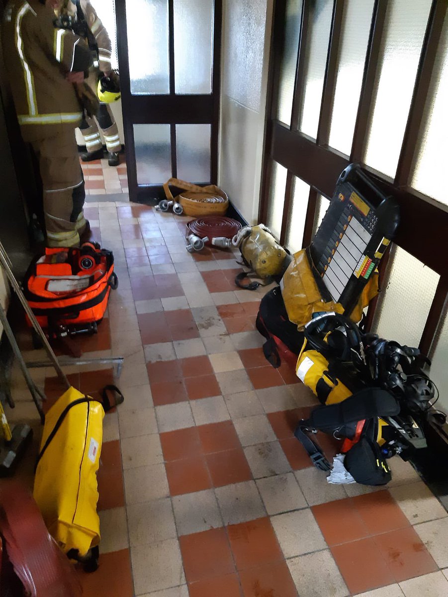 NEAreaTraining's tweet photo. Two excellent days of high rise training this week. Outstanding effort by all. Really challenging incident, pushing everyone to their limits. #bethebestyoucanbe #operationalprofessionalism #trainingtorisk @LondonFire https://t.co/PbDzwnfdmz