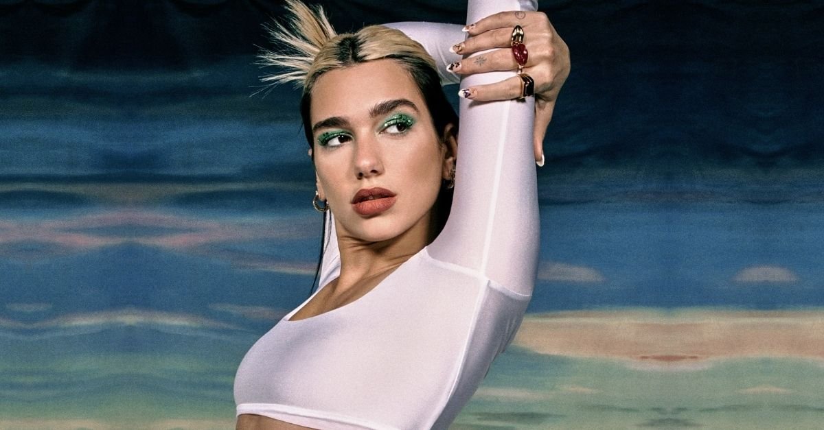 LoveAgain4Ever's tweet photo. @theduarchive @DUALIPA I’m voting for Dua Lipa for Favorite Female Artist - Pop/Rock at the #AMAs https://t.co/l0yxeusbF1
