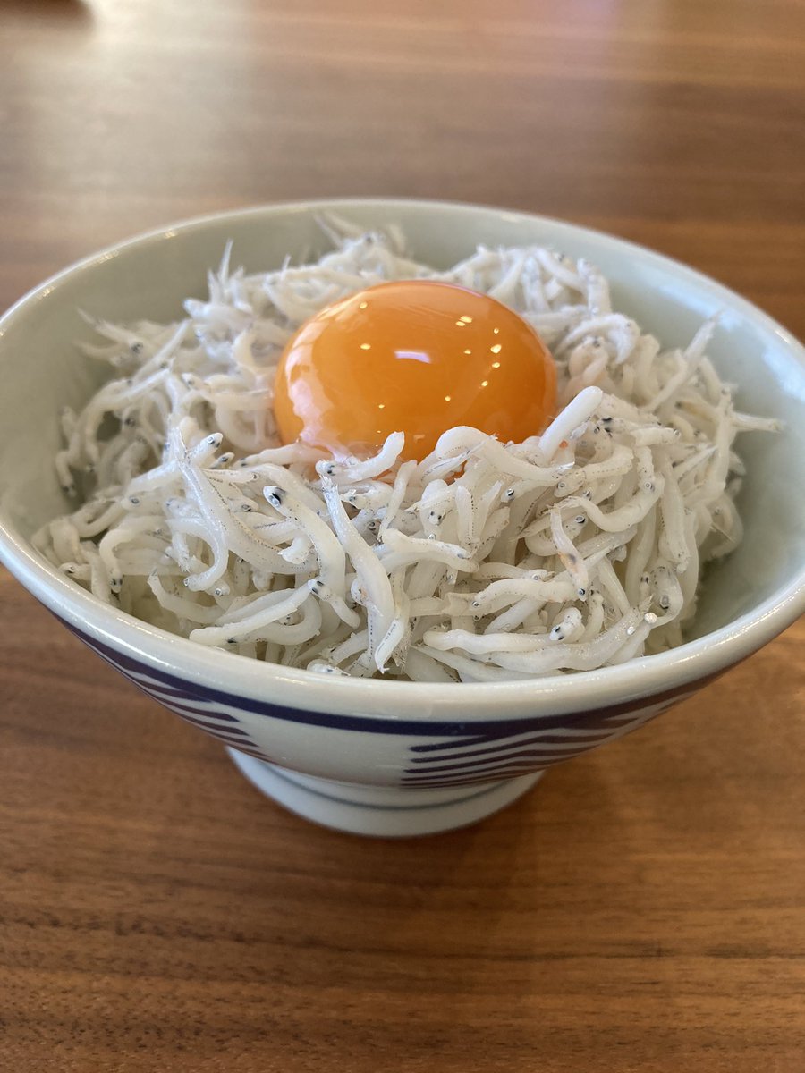 しらたまご飯 静岡釜揚げしらす 生卵の試作 量や価格帯でラーメンのお供として印象が変わってくるので適正を探す 11 14 小諸 ラーメン 麺賊 夢我夢中 本店 しらたまご飯 静岡釜揚げしらす 生卵の試作 量や価格帯でラーメンのお供として印象が変わってくるので適正を探す 11 14 小諸 ラーメン 麺賊 夢我夢中 本店