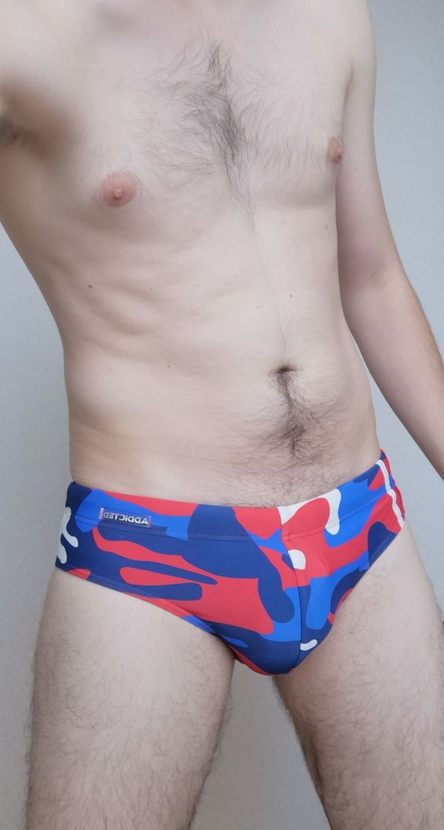 Softguy8's tweet image. Qui vers Clermont-Ferrand ?
#speedo #bulge #gay