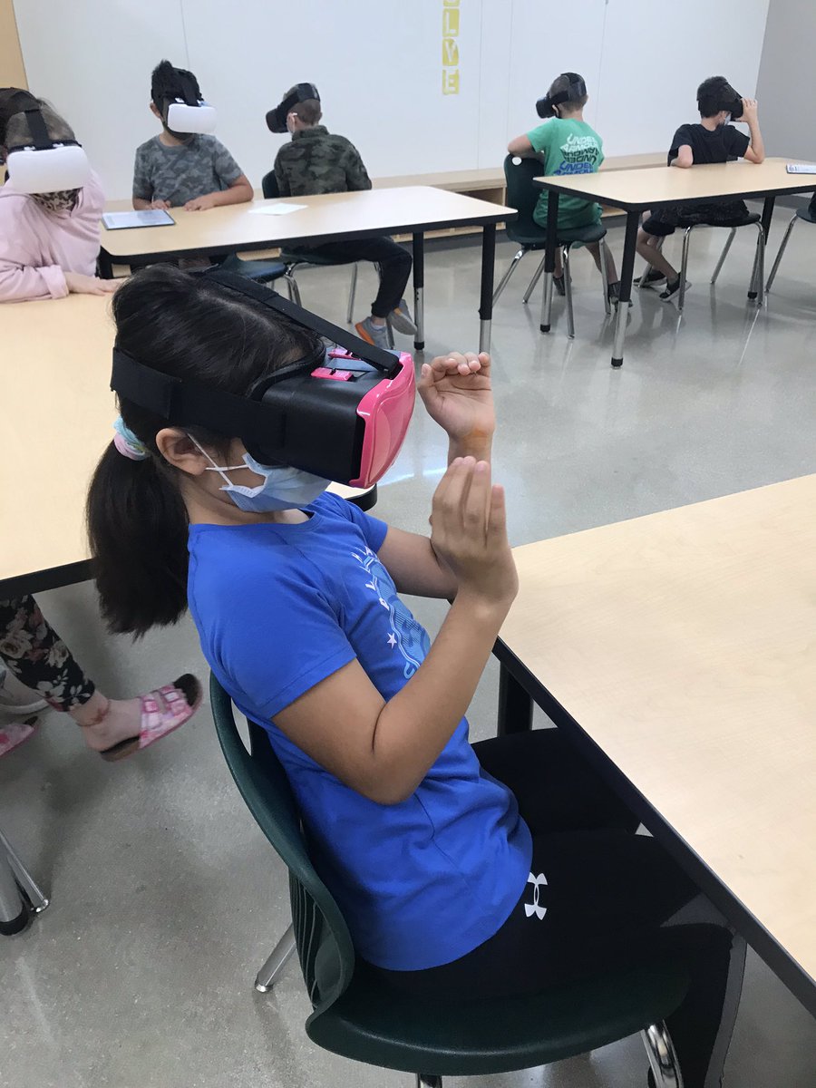 Summer Poole tweet media