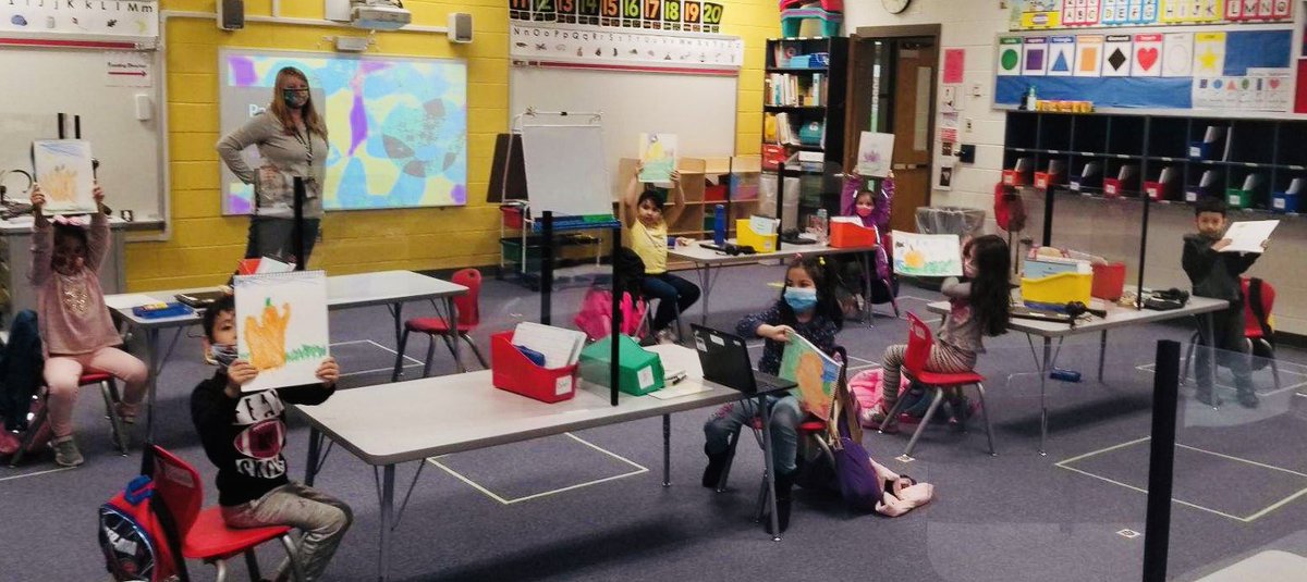 teresawoodson8's tweet photo. Enjoyed seeing some of the @KilbyTigers kindergartens this week in Art! #WeWillMakeItWork #pwcsProud thanks to our AMAZING itc @mrselliottitc for getting all the tech up and running! #TogetherWeCan #ArtIsEverywhere https://t.co/d7aVcyJPla