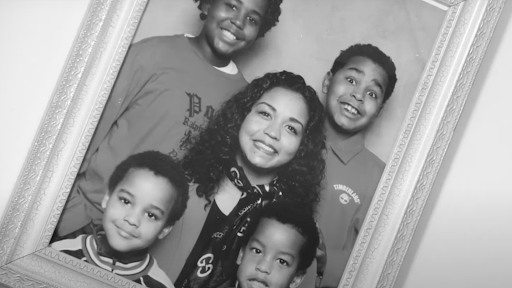 Congratulations <a href="/ifpfilm/">gabi :D</a> #BestDocumentary nominees: #76Days by <a href="/beijingloafer/">Hao Wu</a>, #CityHall by <a href="/ZipporahFilms/">Zipporah Films (Frederick Wiseman)</a>, <a href="/TimeMachineFilm/">OUR TIME MACHINE</a> by <a href="/SLeoChiang/">S Leo Chiang 江松長</a> + Yang Sun, <a href="/_athousandcuts/">A Thousand Cuts</a> by @CineDiaz + <a href="/mariaressa/">Maria Ressa</a>, #Time by #GarrettBradley <a href="/POVdocs/">POV on PBS</a> 
#Gothams are #TheCoolest