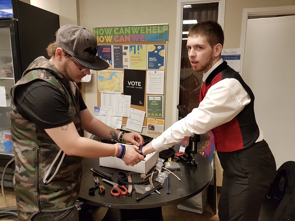 UWV4Change's tweet photo. In our Artwork program youth get to both express themselves and learn soft skills. If you want to support our amazing youth, consider purchasing an accessory or making a donation at https://t.co/sIByYo4j0P.

#Upcycledfashion #atriskyouth #Ottawa #charity https://t.co/OtO7hh41ow